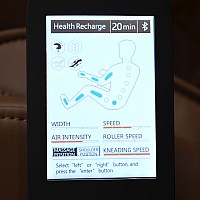 Professioneller Massagesessel REXTON Z2-Coffee mit 3D-Massage, Bluetooth-Funktion und eingebauter Steuerkonsole
